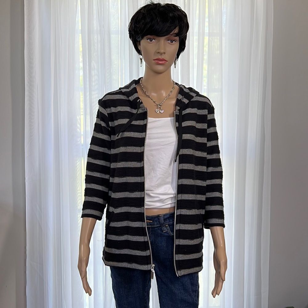 Chico’s Weekends Hooded Lightweight Jacket Small